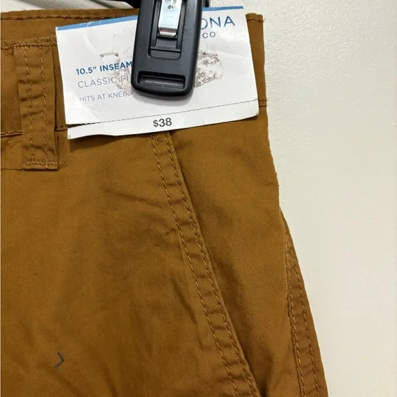 Arizona Jean Company Tan Cargo Shorts - Picture 3 of 5